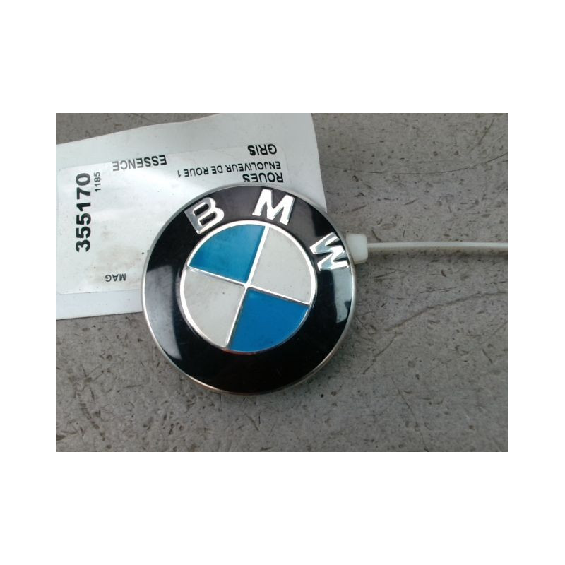 ENJOLIVEUR DE ROUE BMW SERIE 1