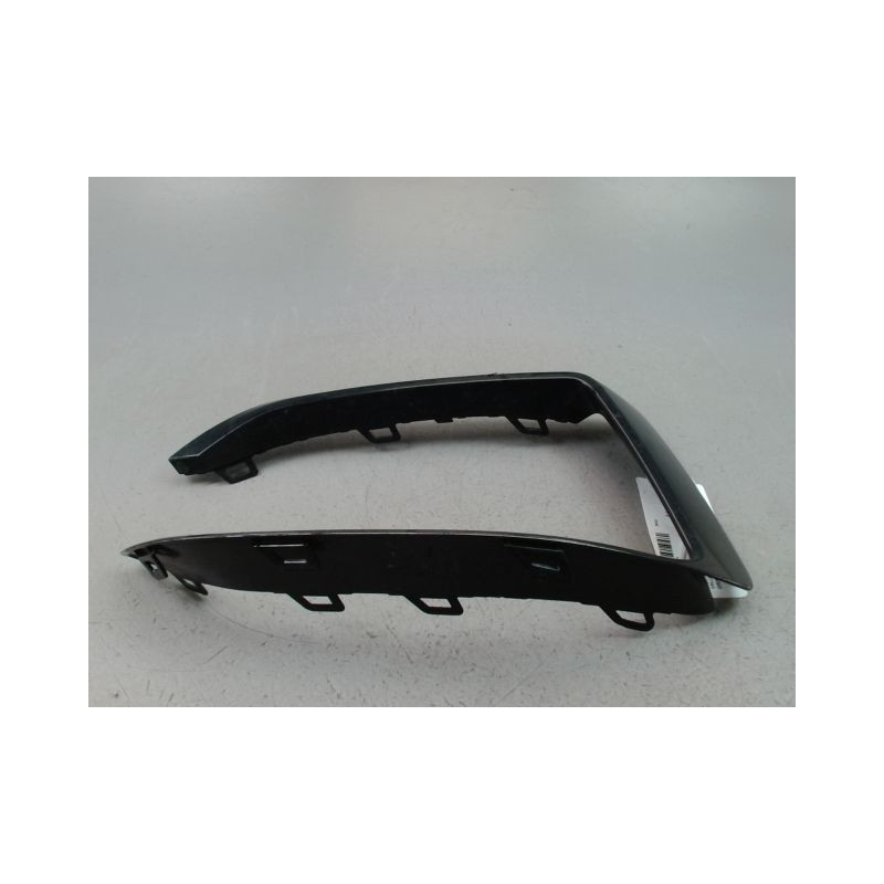 GRILLE VENTILATION PARE-CHOC AVG BMW SERIE 1