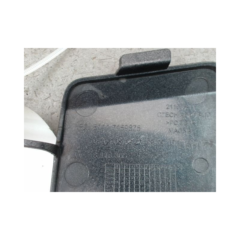 OBTURATEUR COUVRE CROCHET DE BOUCLIER AV BMW SERIE 1