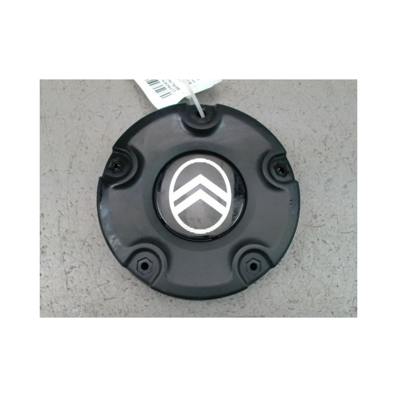 ENJOLIVEUR DE ROUE CITROEN BERLINGO FGT 2002-