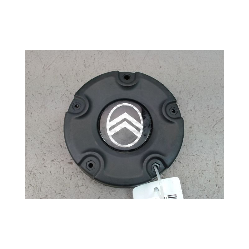ENJOLIVEUR DE ROUE CITROEN BERLINGO FGT 2002-