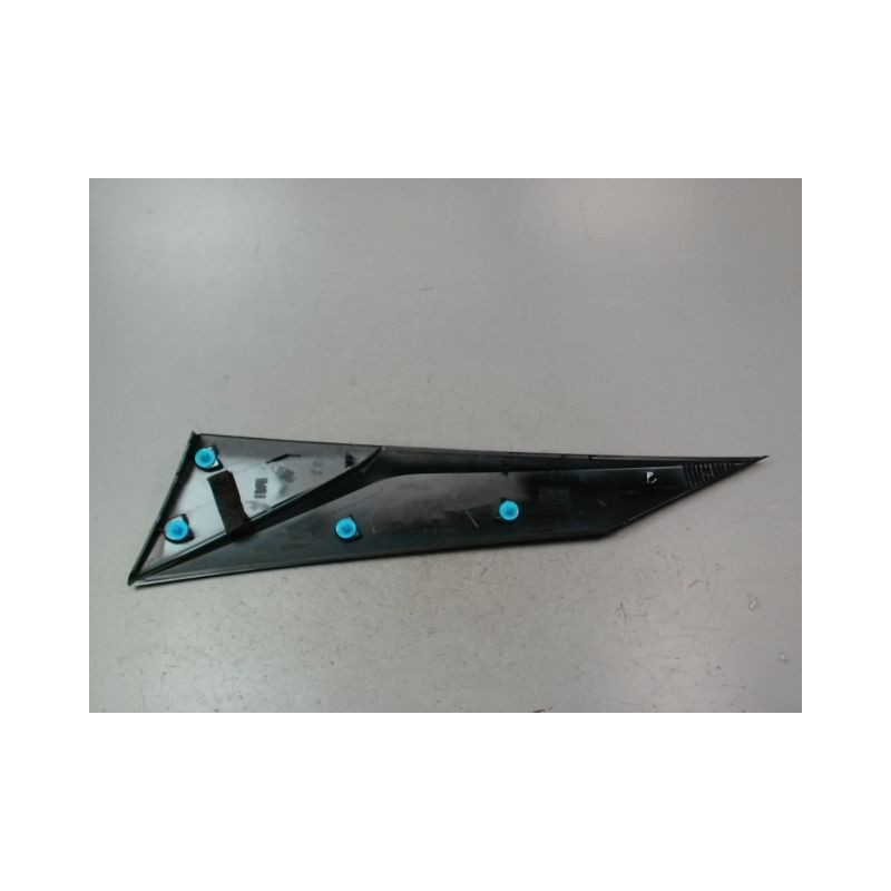 ELARGISSEUR AILE AVANT DROIT TOYOTA AYGO 5P