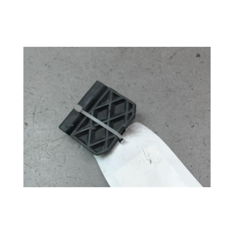 OBTURATEUR COUVRE CROCHET DE BOUCLIER AR FORD FOCUS III 2011-...