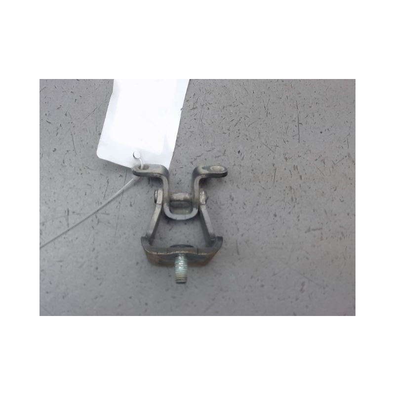 CHARNIERE HAYON G VOLKSWAGEN GOLF VI 2008-2013