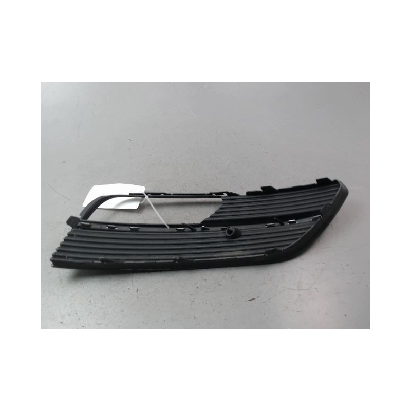 GRILLE VENTILATION PARE-CHOC AVG AUDI A3 2003-