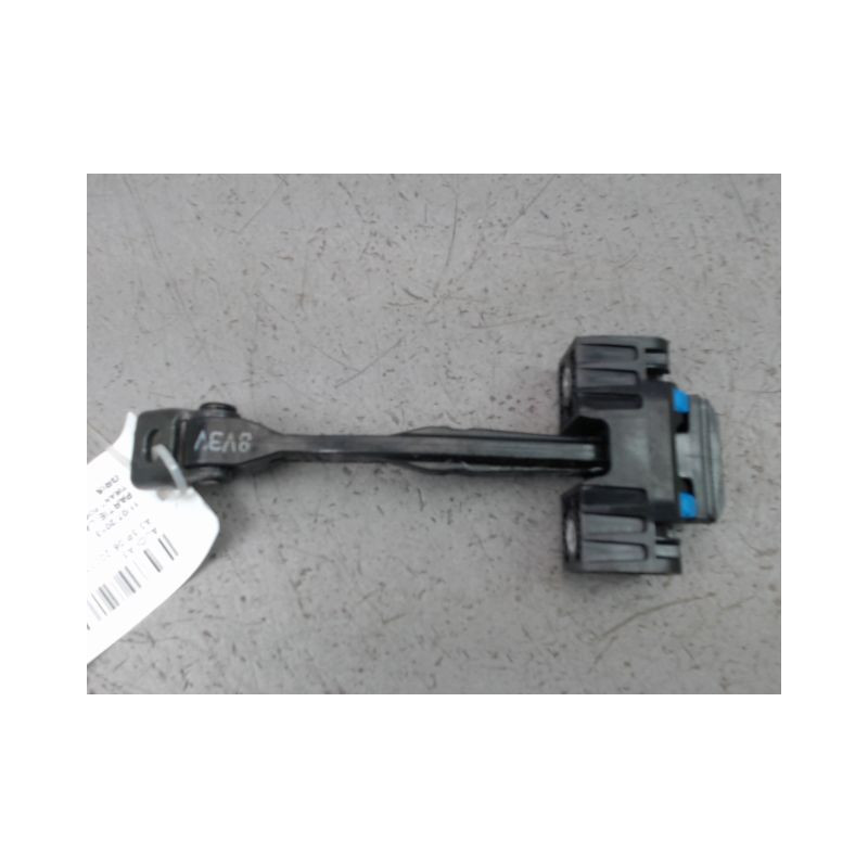 TIRANT PORTE AVANT DROIT AUDI A3 2003-
