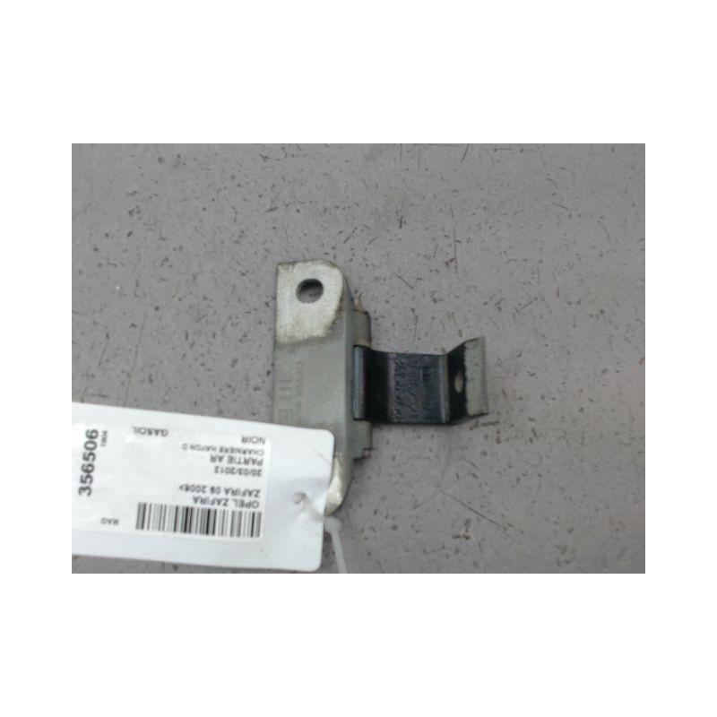 CHARNIERE HAYON D OPEL ZAFIRA 2006-