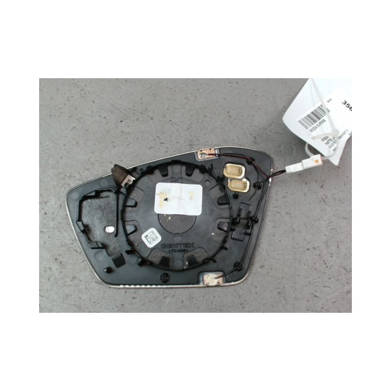 GLACE RETROVISEUR EXT D SKODA SUPERB