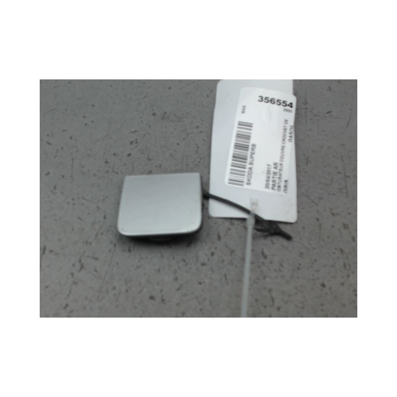OBTURATEUR COUVRE CROCHET DE BOUCLIER AR SKODA SUPERB