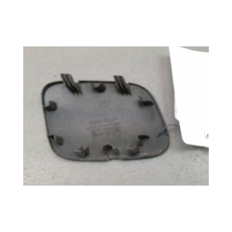 OBTURATEUR COUVRE CROCHET DE BOUCLIER AV NISSAN PULSAR