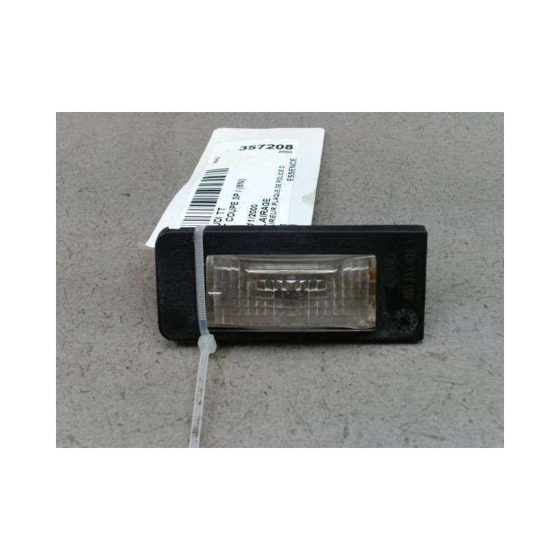 ECLAIREUR PLAQUE DE POLICE DROIT AUDI TT COUPE I (8N) 1998-2006