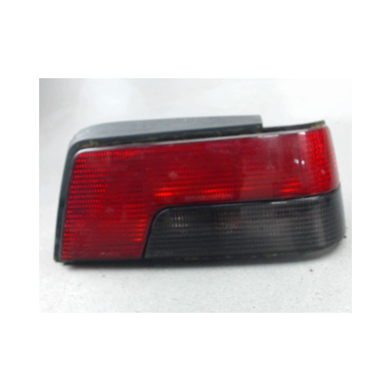 FEU ARRIERE DROIT PEUGEOT 405
