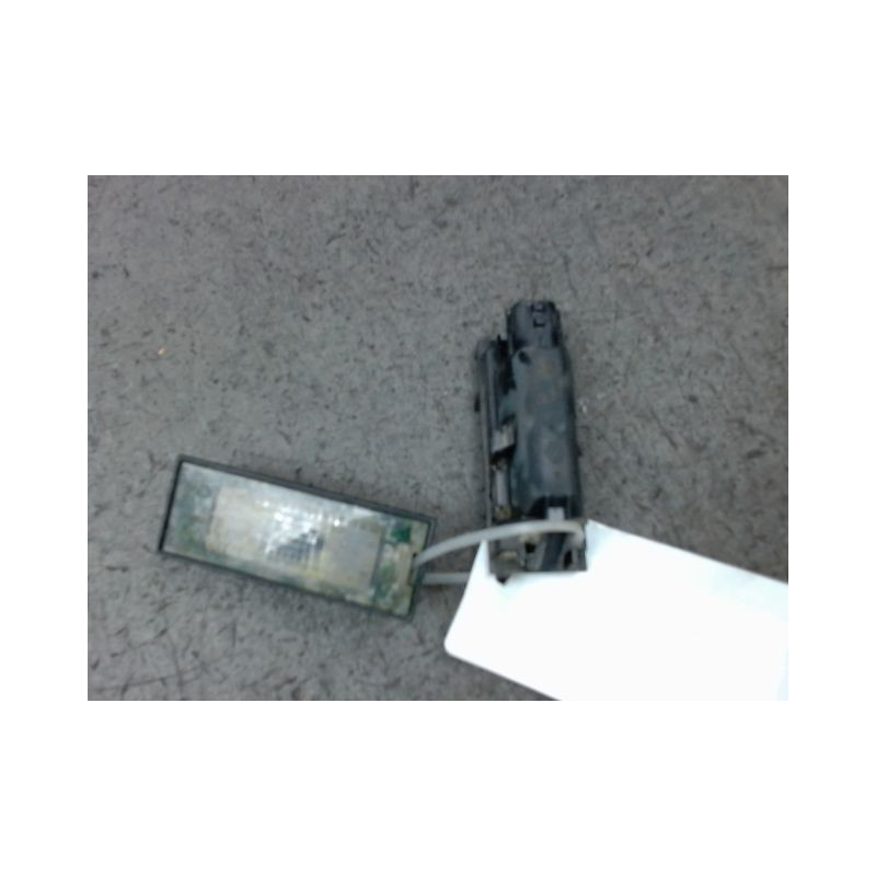 ECLAIREUR PLAQUE DE POLICE RENAULT CLIO III 2009-