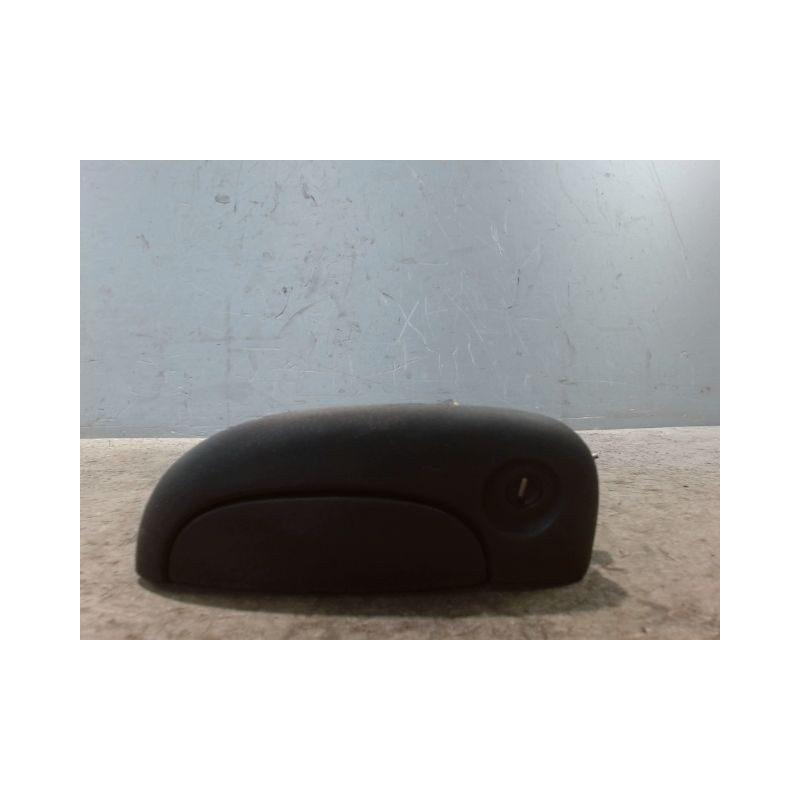 POIGNEE EXTERIEURE PORTE AVANT GAUCHE RENAULT KANGOO EXPRESS 03-07