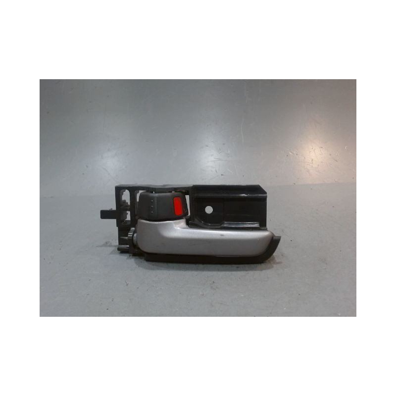 POIGNEE INTERIEURE PORTE AVANT GAUCHE SUZUKI SX4
