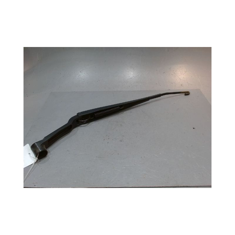 BRAS ESSUIE-GLACE AVANT GAUCHE NISSAN QASHQAI