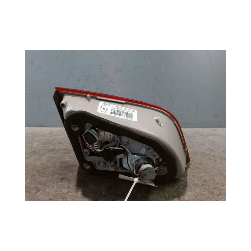 FEU ARRIERE INTERIEUR DROIT OPEL ASTRA BREAK 2004-