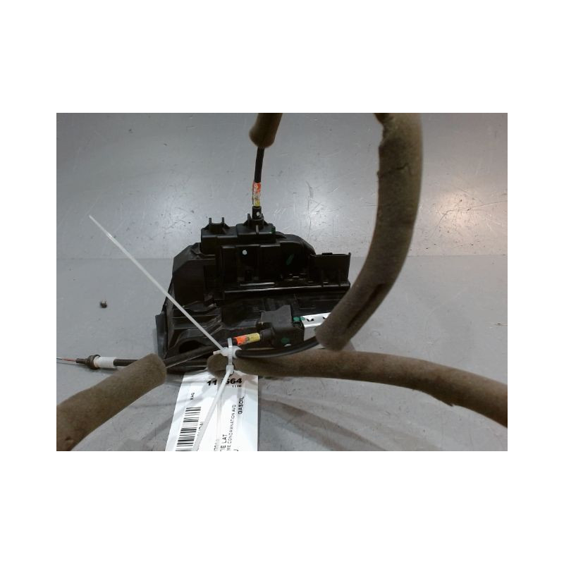 SYSTEME CONDAMNATION AVANT DROIT NISSAN QASHQAI