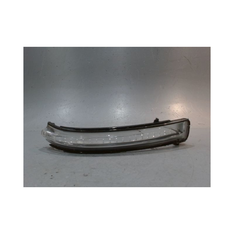 REPETITEUR RETROVISEUR DROIT NISSAN QASHQAI
