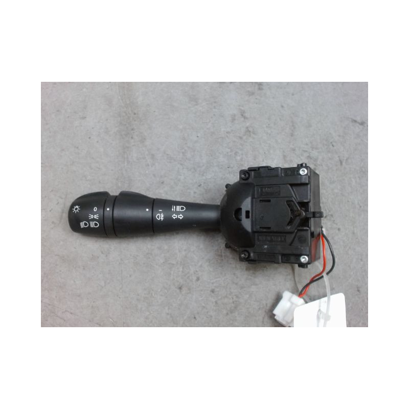 COMMANDE CLIGNOTANT RENAULT CAPTUR
