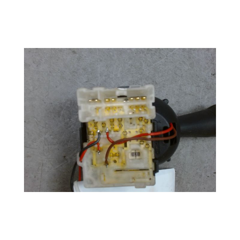COMMANDE CLIGNOTANT RENAULT CAPTUR