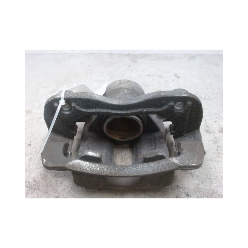 ETRIER DE FREIN AVANT GAUCHE KIA RIO