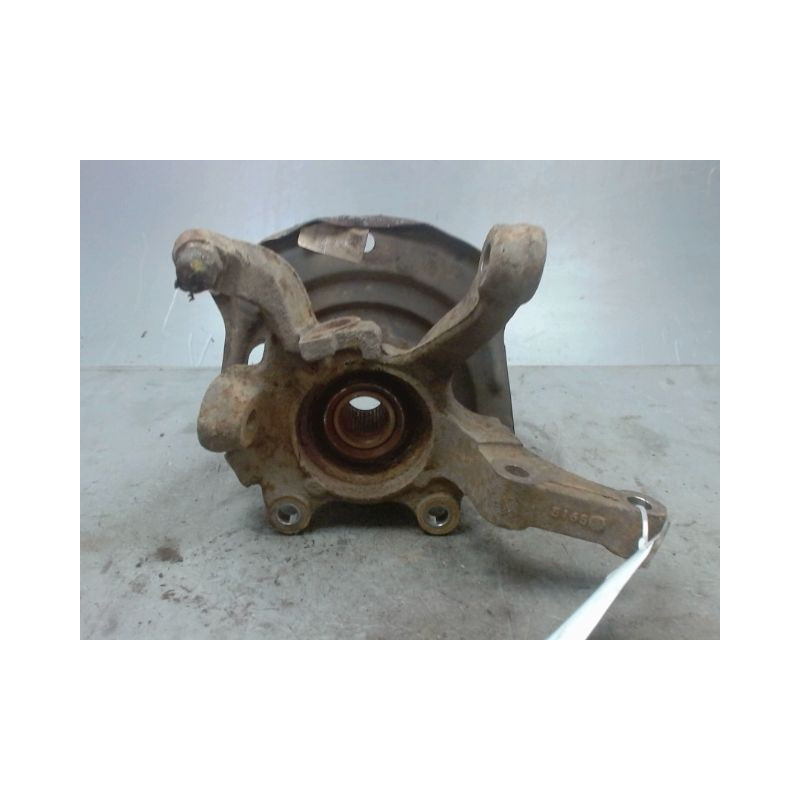 PIVOT AVANT GAUCHE NISSAN X-TRAIL