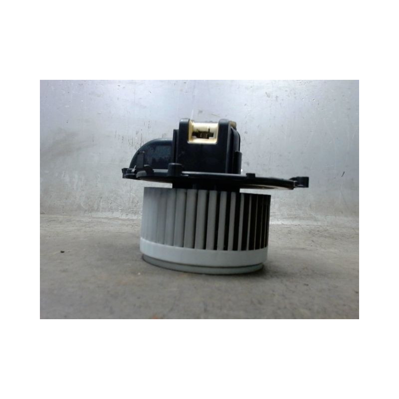 MOTEUR VENTILATEUR CHAUFFAGE CITROEN BERLINGO