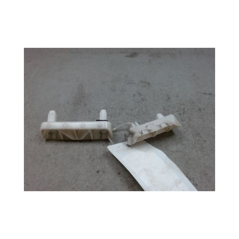 SUPPORT PARE-CHOC ARD NISSAN QASHQAI