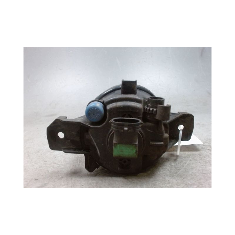 PHARE ANTIBROUILLARD AVANT DROIT RENAULT CLIO