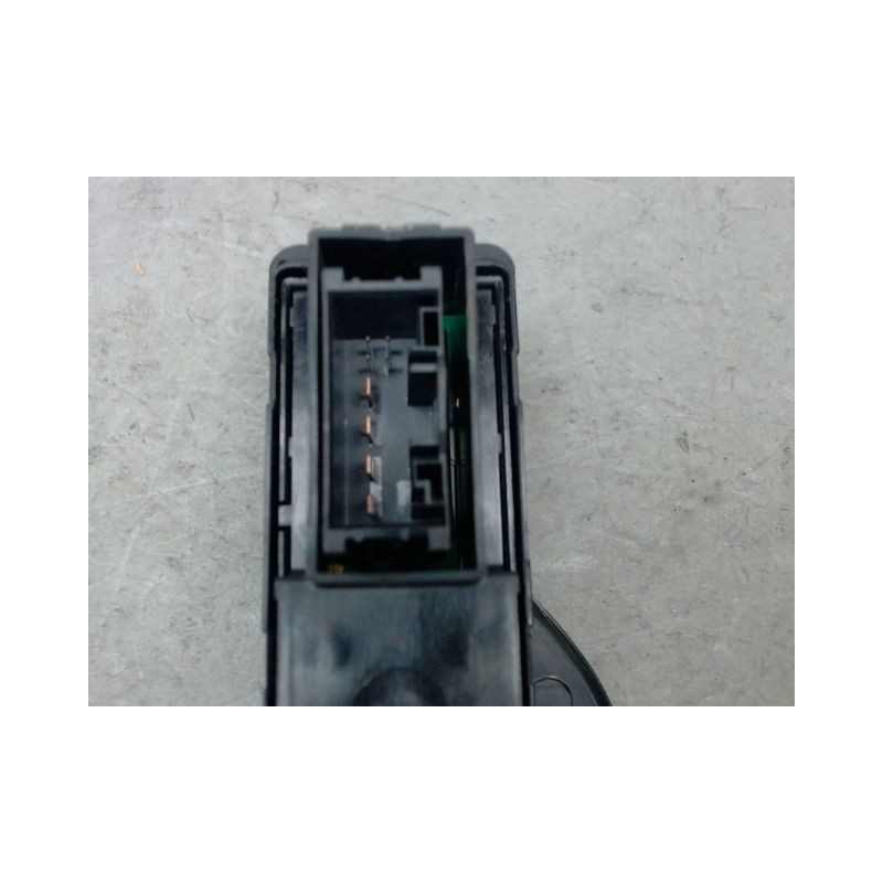 COMMANDE LEVE-GLACE PORTE ARG FIAT TIPO