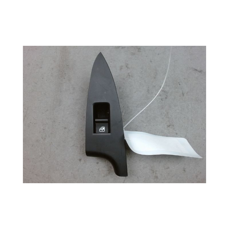 COMMANDE LEVE-GLACE PORTE ARG ALFA ROMEO GUILIETTA 2010-
