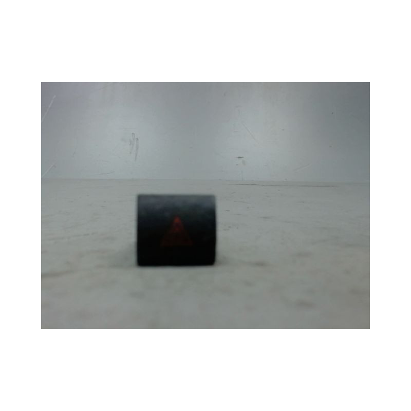 BOUTON DE WARNING ALFA ROMEO GUILIETTA 2010-
