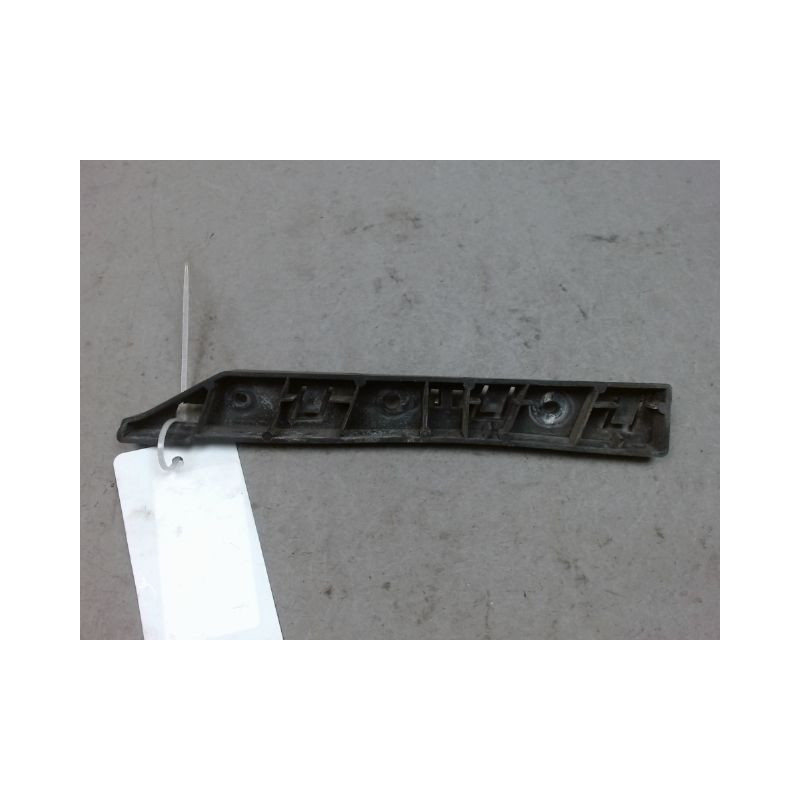 SUPPORT PARE-CHOC AVD ALFA ROMEO GUILIETTA 2010-
