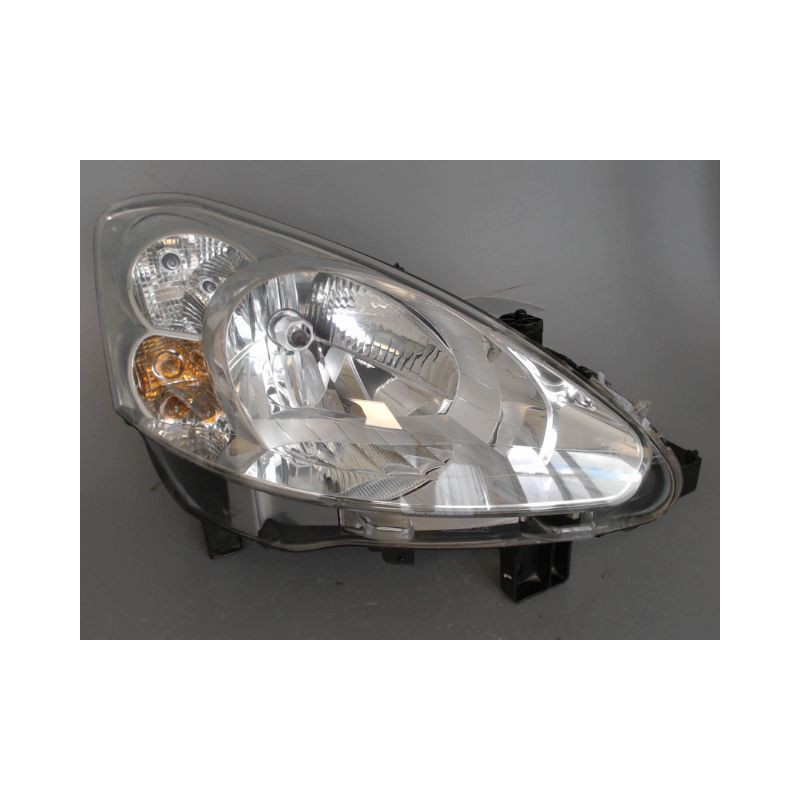 PHARE DROIT PEUGEOT PARTNER