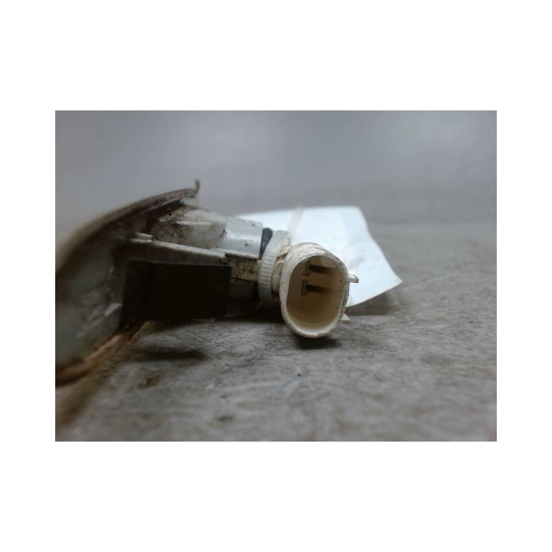 REPETITEUR AILE DROIT B.M.W. SERIE 3