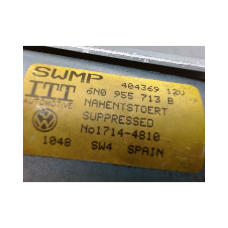 MOTEUR ESSUIE-GLACE ARRIERE VOLKSWAGEN POLO