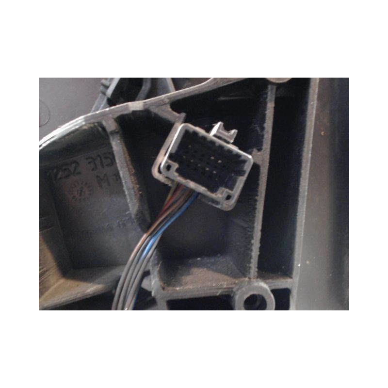 RETROVISEUR EXTERIEUR ELECTRIQUE DROIT RENAULT MEGANE III 2008-