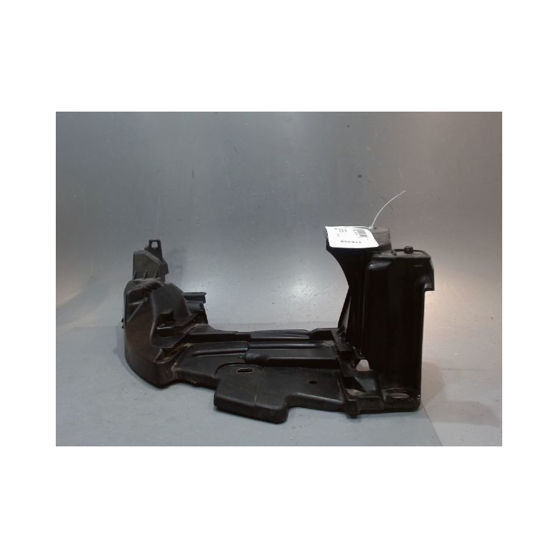 SUPPORT PHARE DROIT RENAULT MEGANE