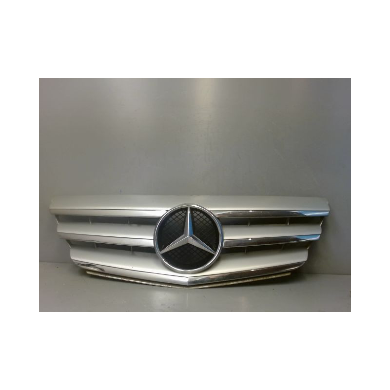 CALANDRE MERCEDES CLASSE B