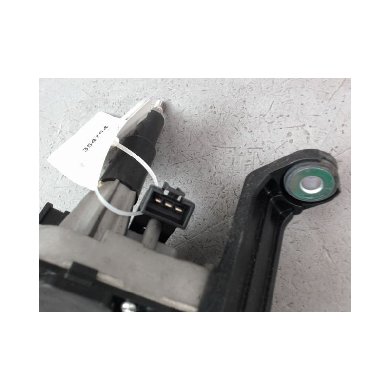 MECANISME ESSUIE-GLACE ARRIERE OPEL ZAFIRA 2006-