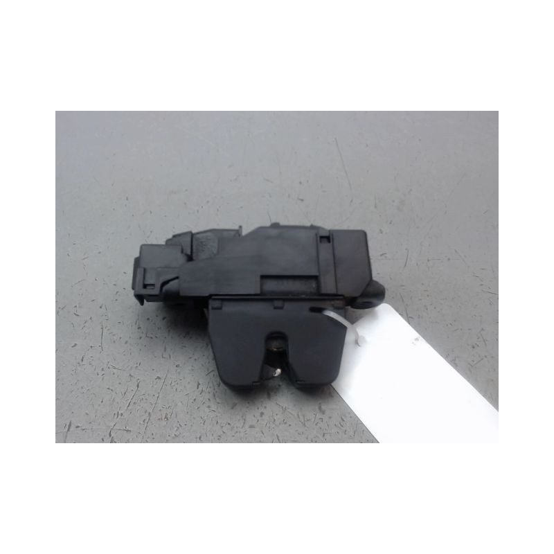 SERRURE HAYON  PEUGEOT 308 2009-