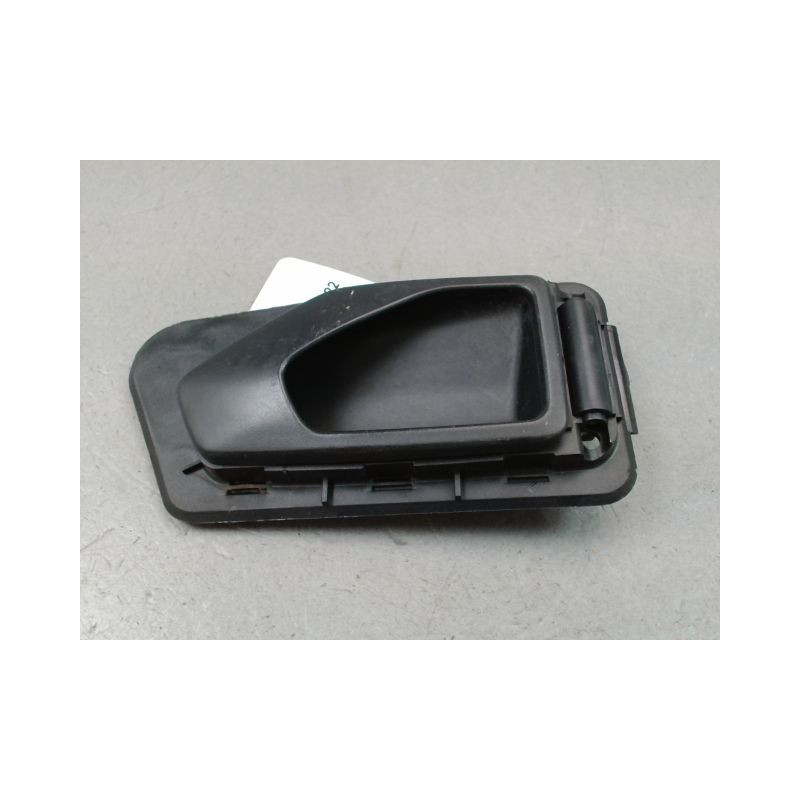POIGNEE INTERIEURE PORTE AVANT GAUCHE PEUGEOT 306 BERL. Phase 2 1997-2001