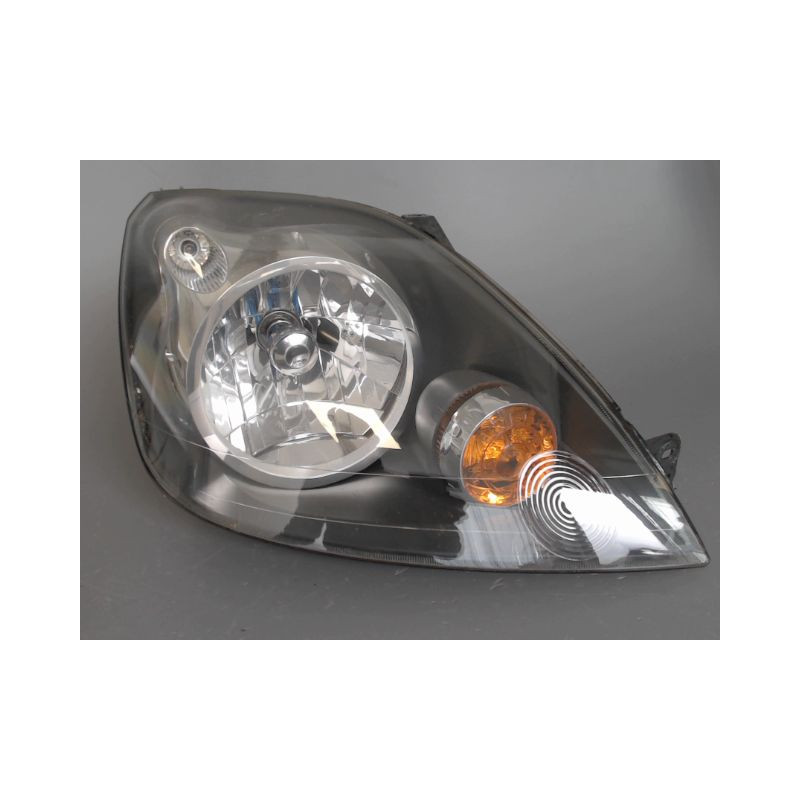 PHARE DROIT FORD FIESTA 2005-