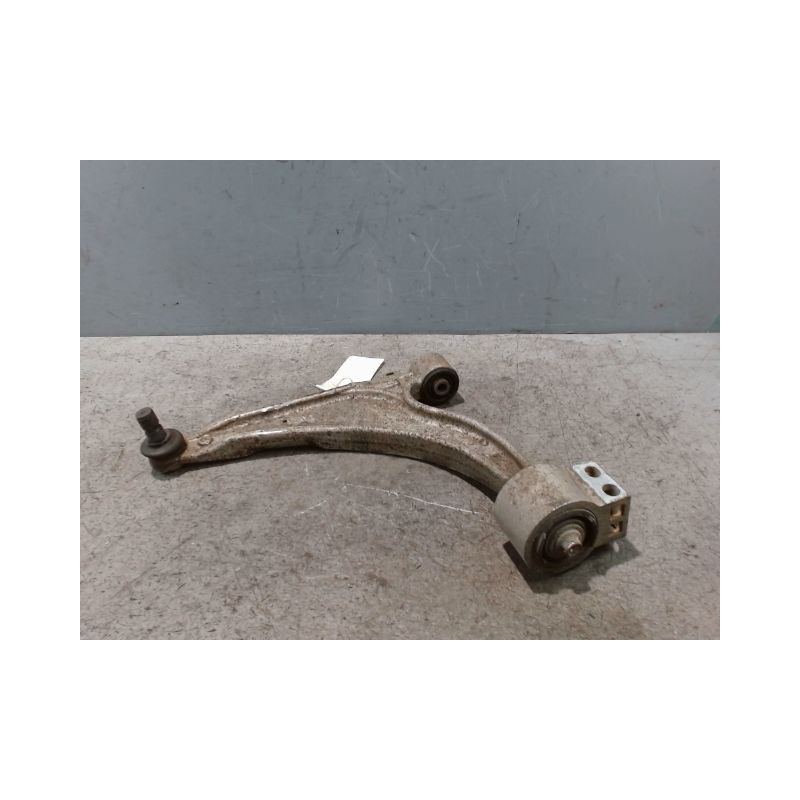 TRIANGLE INFERIEUR AVANT GAUCHE OPEL ASTRA