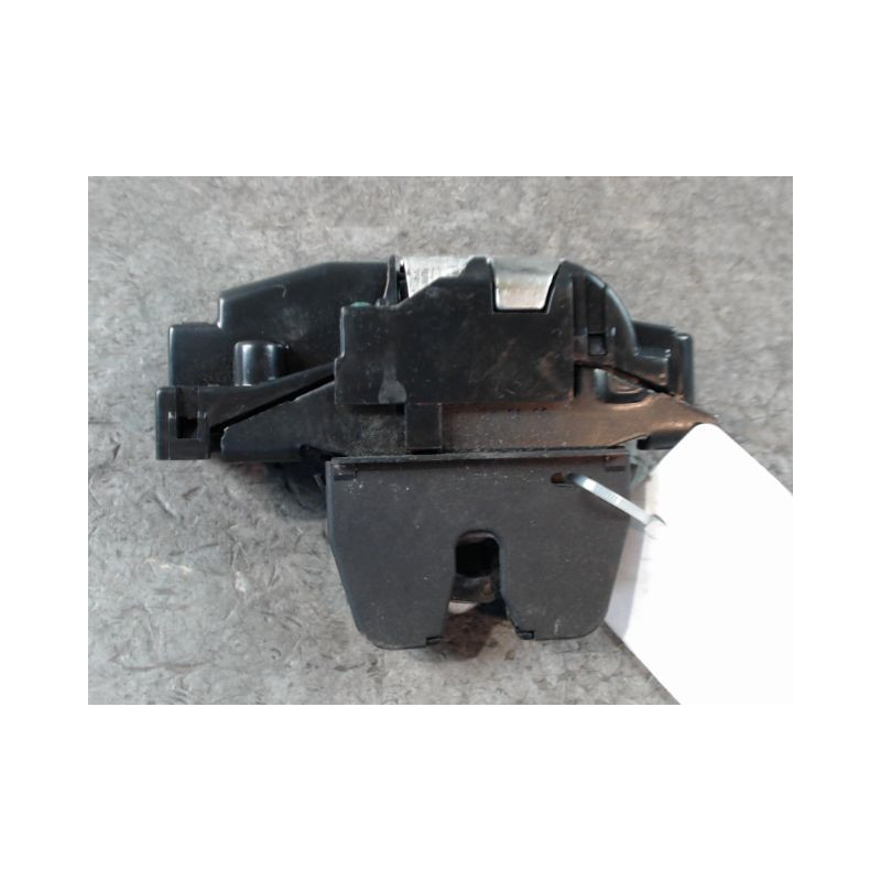 SERRURE COFFRE ARRIERE CITROEN C5 2008-