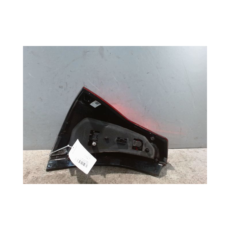 FEU ARRIERE DROIT DACIA SANDERO 2008-