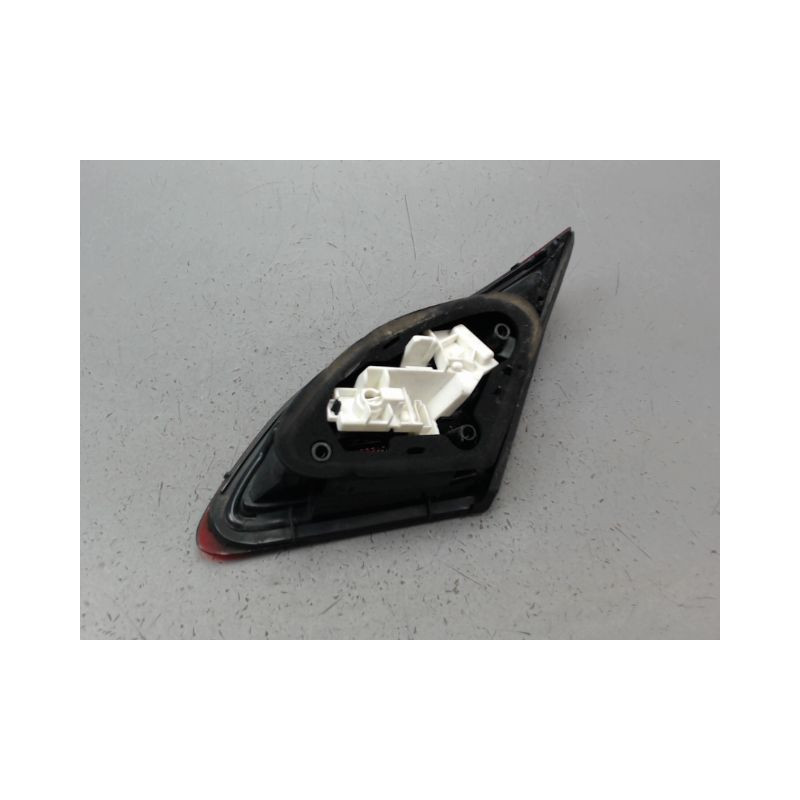 FEU ARRIERE INTERIEUR GAUCHE OPEL ASTRA IV Phase 1 (J) 2010-2012