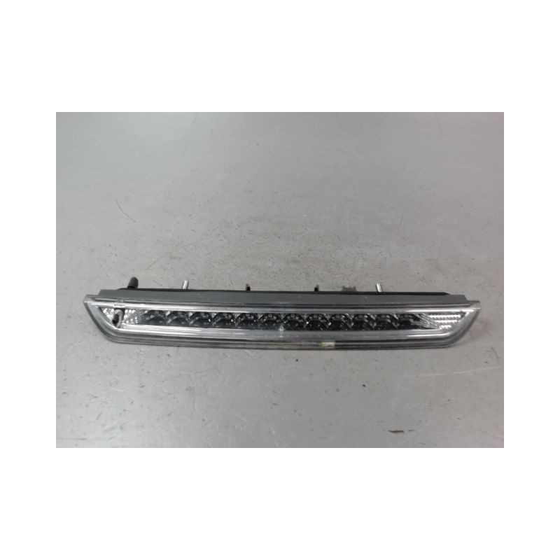 FEUX STOP SUPPLEMENTAIRE PEUGEOT 308 2009-