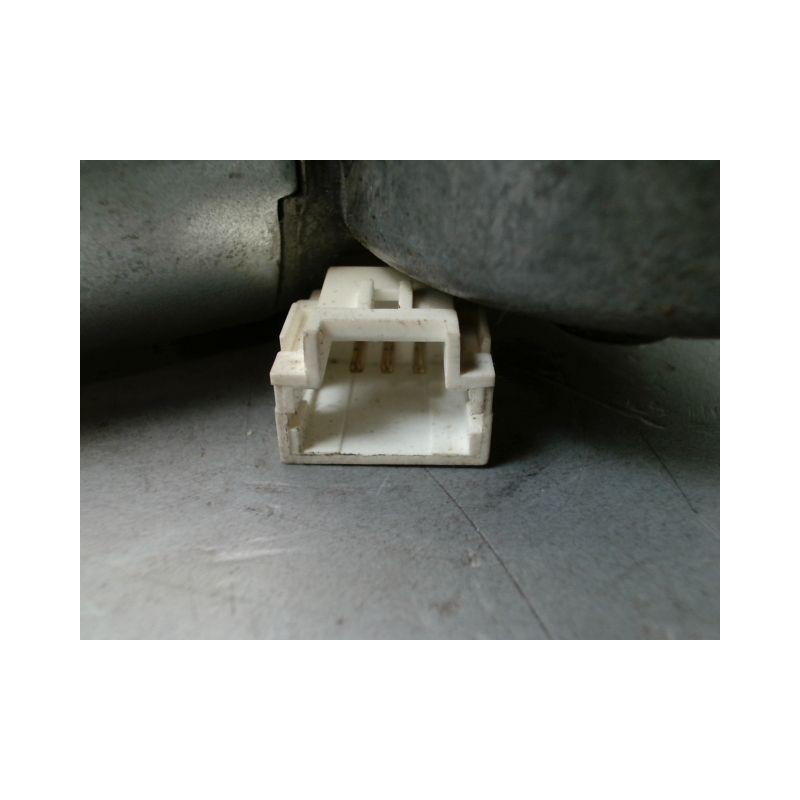 MECANISME ESSUIE-GLACE ARRIERE RENAULT CLIO II Phase 2 2001-2006